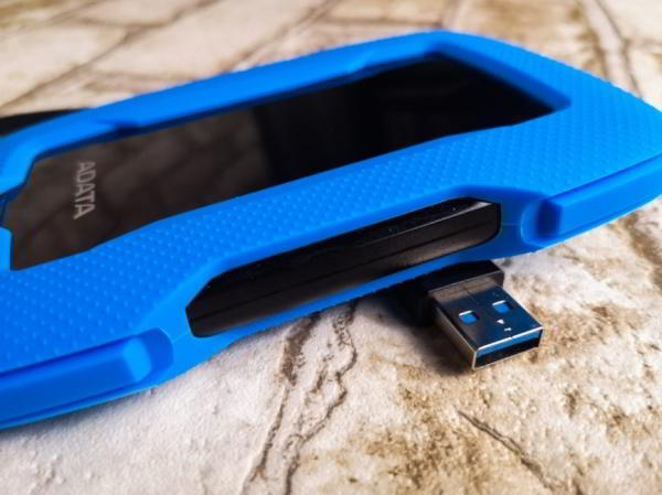 Обзор внешнего HDD ADATA HD330: Тонко и прочно Обзор внешнего HDD ADATA HD330: Тонко и прочно