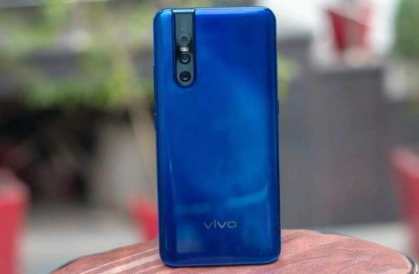 Обзор Vivo V15 Pro: отличный экран и невероятные камеры Обзор Vivo V15 Pro: отличный экран и невероятные камеры