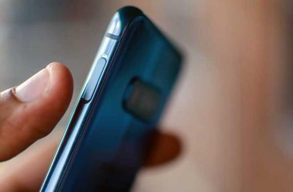 Обзор Samsung Galaxy S10e: почти все навороты по меньшей цене Обзор Samsung Galaxy S10e: почти все навороты по меньшей цене