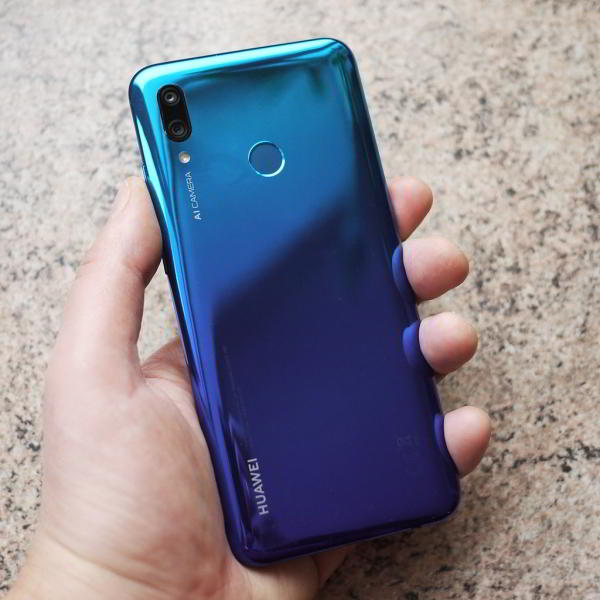 Обзор смартфона Huawei P smart 2019: бюджетник на все руки Обзор смартфона Huawei P smart 2019: бюджетник на все руки