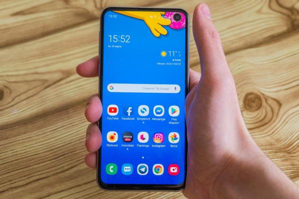 Обзор Samsung Galaxy S10e — лучший компактный флагман Обзор Samsung Galaxy S10e — лучший компактный флагман