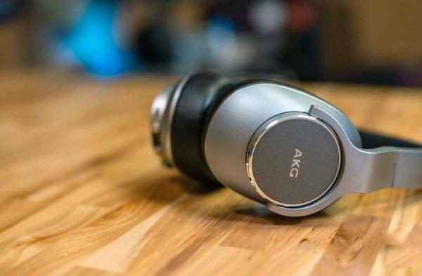 Обзор AKG N700NC одних из лучших наушников в классе Обзор AKG N700NC одних из лучших наушников в классе