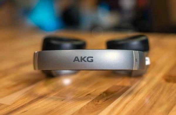 Обзор AKG N700NC одних из лучших наушников в классе Обзор AKG N700NC одних из лучших наушников в классе