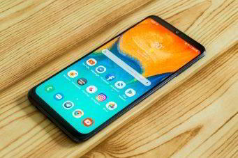 Обзор Samsung Galaxy A30 — самый сбалансированный середнячок? Обзор Samsung Galaxy A30 — самый сбалансированный середнячок?