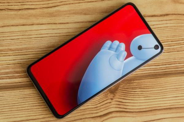 Обзор Samsung Galaxy S10e — лучший компактный флагман Обзор Samsung Galaxy S10e — лучший компактный флагман