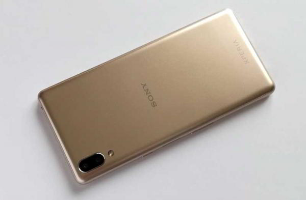 Обзор Sony Xperia L3: бюджетного и неоднозначного смартфона Обзор Sony Xperia L3: бюджетного и неоднозначного смартфона