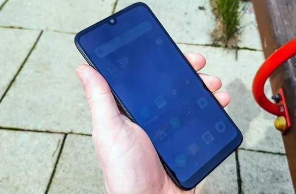Обзор Xiaomi Redmi 7: по-прежнему отличного бюджетного телефона Обзор Xiaomi Redmi 7: по-прежнему отличного бюджетного телефона