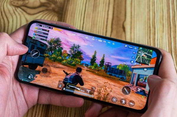 Обзор Xiaomi Mi 9 SE - компактный и немного упрощенный флагман