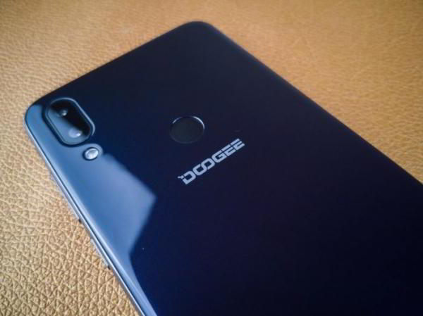Обзор DOOGEE Y7 2019. Самое главное о смартфоне Обзор DOOGEE Y7 2019. Самое главное о смартфоне