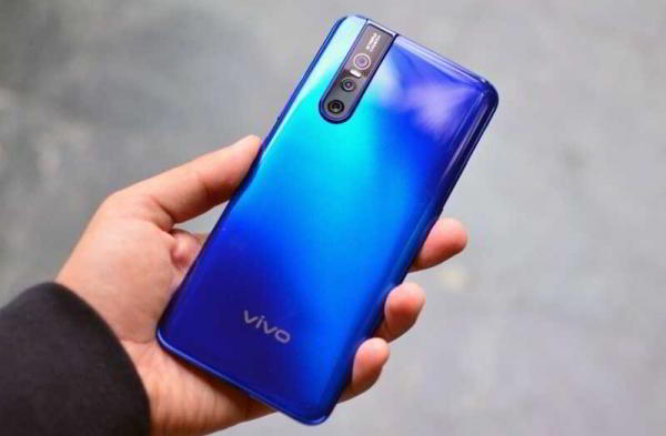 Обзор Vivo V15 Pro: отличный экран и невероятные камеры Обзор Vivo V15 Pro: отличный экран и невероятные камеры