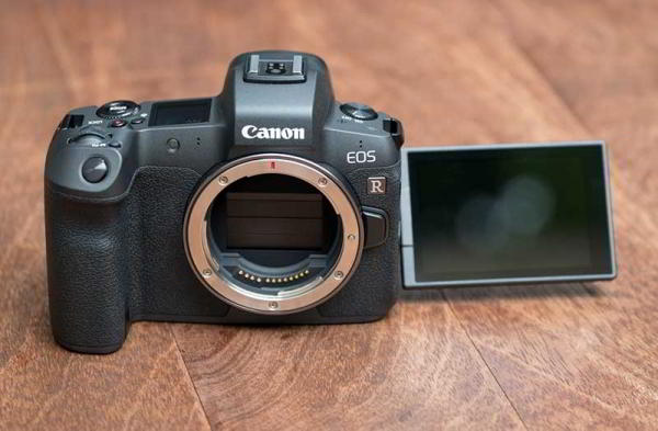 Первый обзор Canon EOS R: полнокадровой беззеркальной камеры Первый обзор Canon EOS R: полнокадровой беззеркальной камеры
