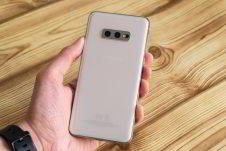 Обзор Samsung Galaxy S10e — лучший компактный флагман Обзор Samsung Galaxy S10e — лучший компактный флагман