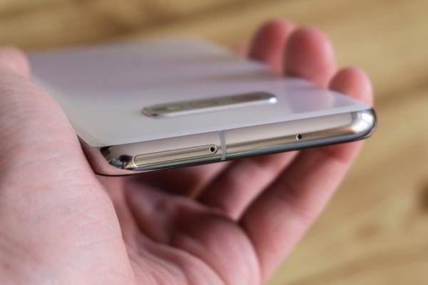 Обзор Samsung Galaxy S10e — лучший компактный флагман Обзор Samsung Galaxy S10e — лучший компактный флагман
