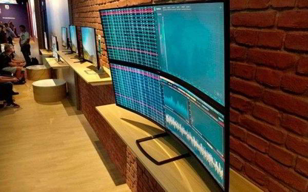 Новый монитор Philips 492P8 приносит широкий экран с вертикальным разрешением Новый монитор Philips 492P8 приносит широкий экран с вертикальным разрешением