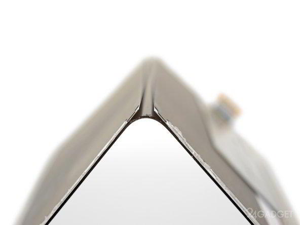Названа причина поломки складных смартфонов Samsung Galaxy Fold (9 фото) Названа причина поломки складных смартфонов Samsung Galaxy Fold (9 фото)