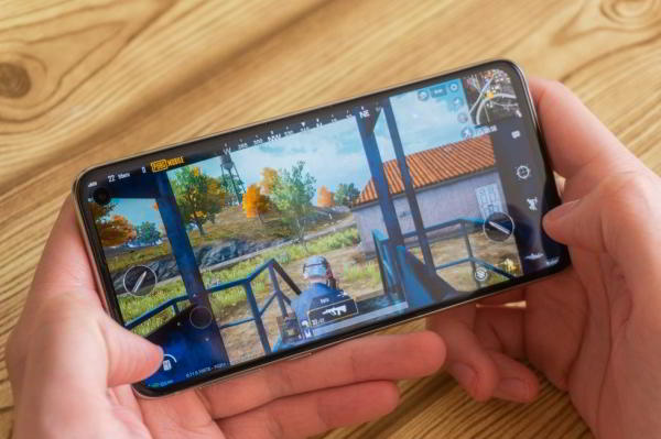 Обзор Samsung Galaxy S10e — лучший компактный флагман Обзор Samsung Galaxy S10e — лучший компактный флагман