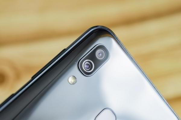 Обзор Samsung Galaxy A30 — самый сбалансированный середнячок? Обзор Samsung Galaxy A30 — самый сбалансированный середнячок?
