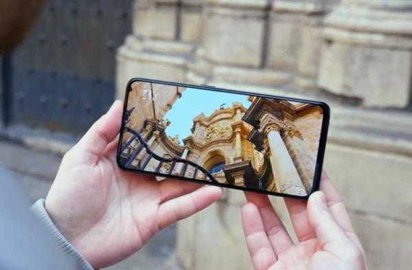 Обзор Oppo Reno: уникальный телефон с выдвижной камерой Обзор Oppo Reno: уникальный телефон с выдвижной камерой