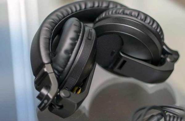 Обзор Pioneer HDJ-X5BT наушников для клуба и улицы Обзор Pioneer HDJ-X5BT наушников для клуба и улицы