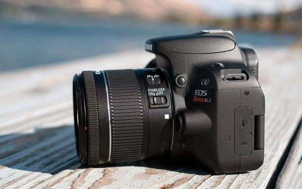 Обзор Canon EOS Rebel SL2 — Самая компактная зеркалка с привлекательной ценой Обзор Canon EOS Rebel SL2 — Самая компактная зеркалка с привлекательной ценой