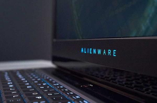 Обзор Alienware 17 R5: высокопроизводительный игровой ноутбук Обзор Alienware 17 R5: высокопроизводительный игровой ноутбук
