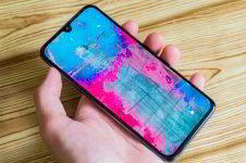 Обзор Samsung Galaxy A40 &mdash; компактный средний класс