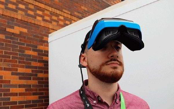 Acer Windows Mixed Reality &ndash; Гарнитура смешанной реальности для Windows 10