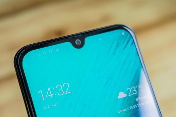 Обзор Samsung Galaxy A40 &mdash; компактный средний класс