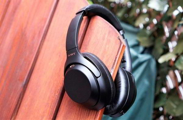 Обзор Sony WH-1000XM3: беспроводные наушники с лучшим шумоподавлением Обзор Sony WH-1000XM3: беспроводные наушники с лучшим шумоподавлением