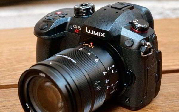 Камера Panasonic Lumix GH5S — Обзор устройства с более разумным подходом к пикселям Камера Panasonic Lumix GH5S — Обзор устройства с более разумным подходом к пикселям