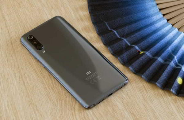 Обзор Xiaomi Mi 9: новейшие технологии по разумной цене Обзор Xiaomi Mi 9: новейшие технологии по разумной цене