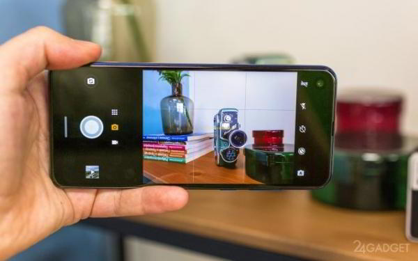 Motorola One Vision: кинематографический смартфон с 48-Мп камерой (15 фото) Motorola One Vision: кинематографический смартфон с 48-Мп камерой (15 фото)
