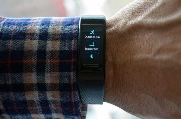 Обзор Huawei Band 3 Pro: все фитнес-функции по доступной цене Обзор Huawei Band 3 Pro: все фитнес-функции по доступной цене