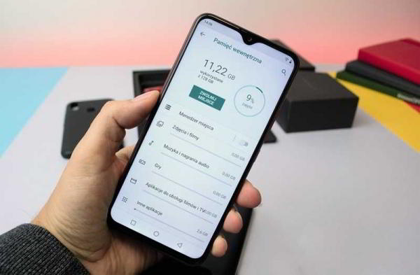 Обзор UMIDIGI F1: смартфон с большой батареей и Android 9.0 Обзор UMIDIGI F1: смартфон с большой батареей и Android 9.0