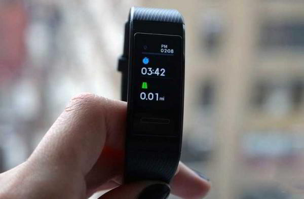 Обзор Huawei Band 3 Pro: все фитнес-функции по доступной цене Обзор Huawei Band 3 Pro: все фитнес-функции по доступной цене