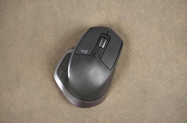 Обзор Logitech MX Master 2s: идеальной офисной мыши Обзор Logitech MX Master 2s: идеальной офисной мыши