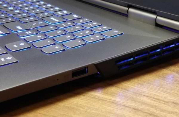 Обзор Lenovo Legion Y740: компактность и мощь RTX 2080 Обзор Lenovo Legion Y740: компактность и мощь RTX 2080