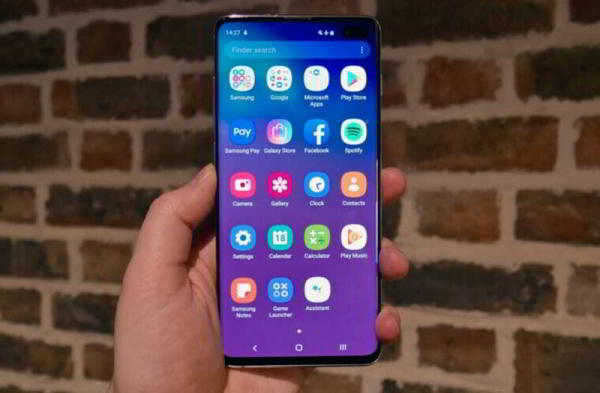 Обзор Xiaomi Mi 9: новейшие технологии по разумной цене Обзор Xiaomi Mi 9: новейшие технологии по разумной цене