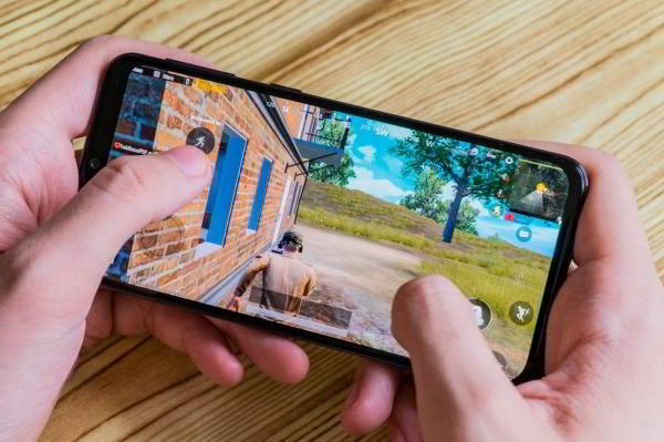 Обзор Samsung Galaxy A40 &mdash; компактный средний класс
