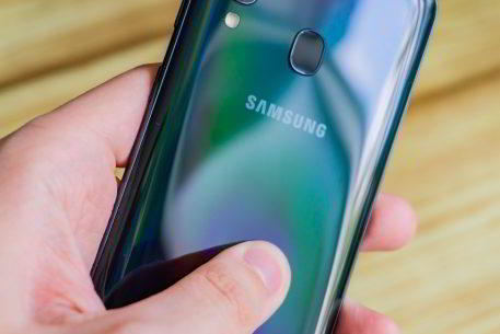 Обзор Samsung Galaxy A40 &mdash; компактный средний класс