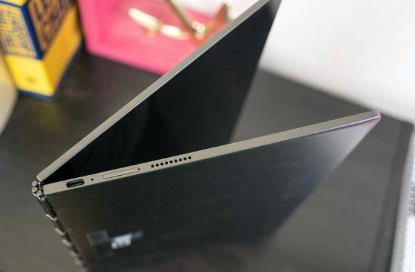 Обзор Lenovo Yoga Book C930 ноутбука с E-Ink экраном-клавиатурой Обзор Lenovo Yoga Book C930 ноутбука с E-Ink экраном-клавиатурой