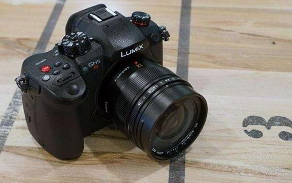 Камера Panasonic Lumix GH5S — Обзор устройства с более разумным подходом к пикселям Камера Panasonic Lumix GH5S — Обзор устройства с более разумным подходом к пикселям