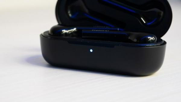Обзор гарнитуры Huawei FreeBuds Lite. Полностью беспроводная красотка Обзор гарнитуры Huawei FreeBuds Lite. Полностью беспроводная красотка