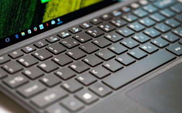 Обзор Acer Switch 3 &mdash; Лёгкий и недорогой трансформер с ужасной производительностью