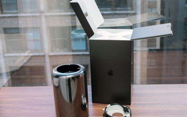Обновлённый Apple Mac Pro &mdash; Обзор рабочей станции c потрясающей конструкции и мощностью