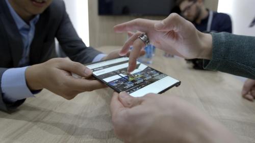 Huawei delays the launch of its $2,600 folding Mate X phone, surprising no one Huawei delays the launch of its $2,600 folding Mate X phone, surprising no one