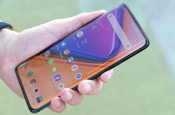 Обзор OnePlus 7 Pro: больше и быстрее чем когда-либо прежде Обзор OnePlus 7 Pro: больше и быстрее чем когда-либо прежде