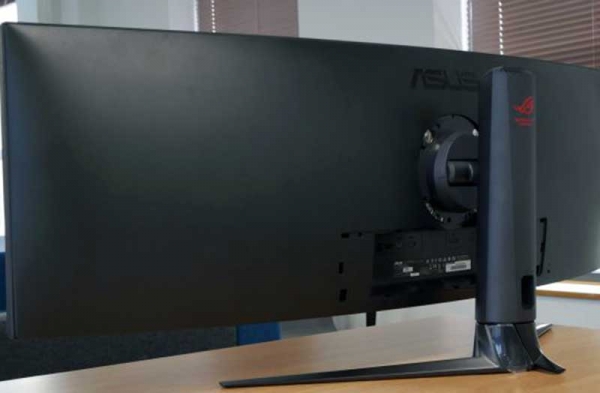 Обзор ASUS ROG Strix XG49VQ: монитора 32: 9 заменяющего два Обзор ASUS ROG Strix XG49VQ: монитора 32: 9 заменяющего два