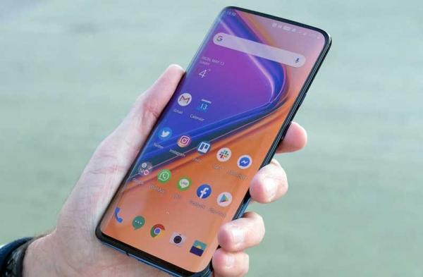Обзор OnePlus 7 Pro: больше и быстрее чем когда-либо прежде Обзор OnePlus 7 Pro: больше и быстрее чем когда-либо прежде