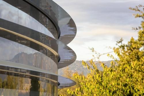 The crazy one: 10 wild, bold, and daring Apple designs only Jony Ive could dream up The crazy one: 10 wild, bold, and daring Apple designs only Jony Ive could dream up